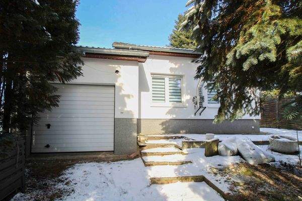 Außenansicht (vorne)