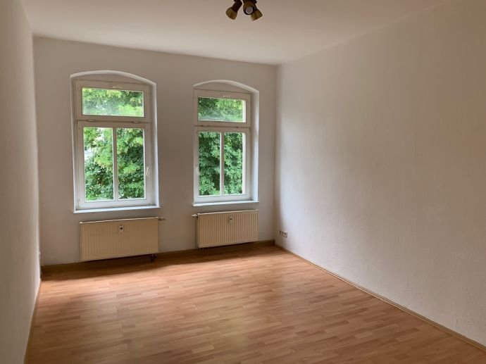 1 Monat mietfrei - gut geschnittene 2 Zimmerwohnung mit Einbauküche in Gablenz, Ukrains welcome