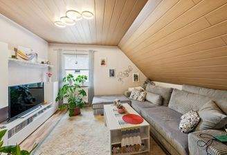 Wohnzimmer DG