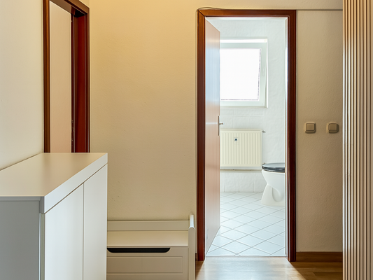 Wohnungseingang (dig. beräumt)