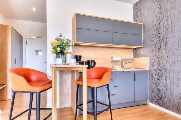 Einbauküche mit Tresen