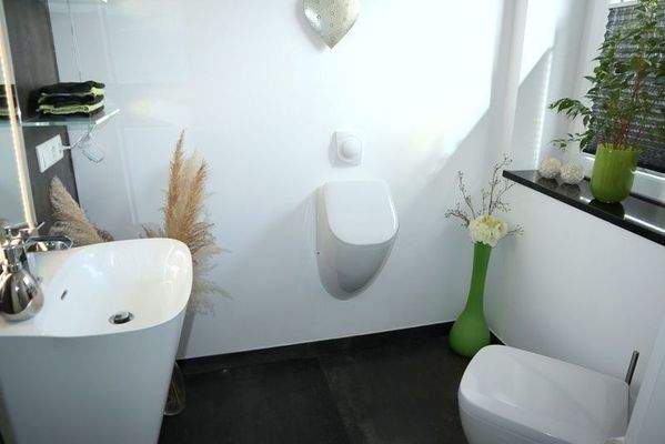 Moderne Gästetoilette