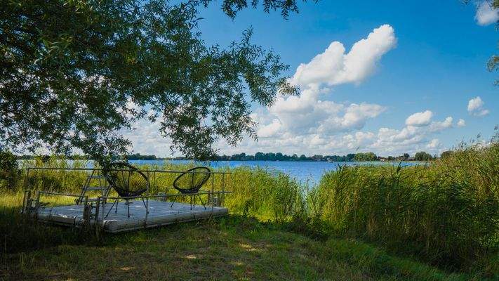 Blick zum Seezugang mit Floß