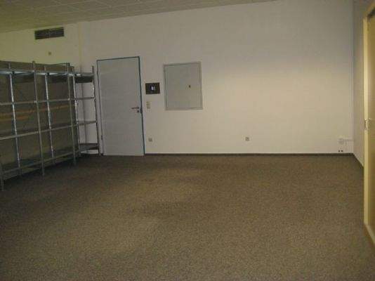 Büro 1; rückwärtiger Teil li.