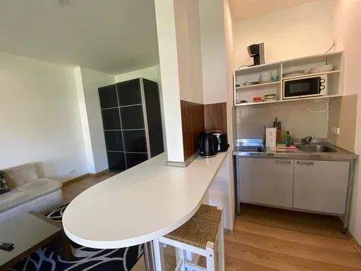 c33ba5f3-57ed-4afe-a81f-09e38754f7a9