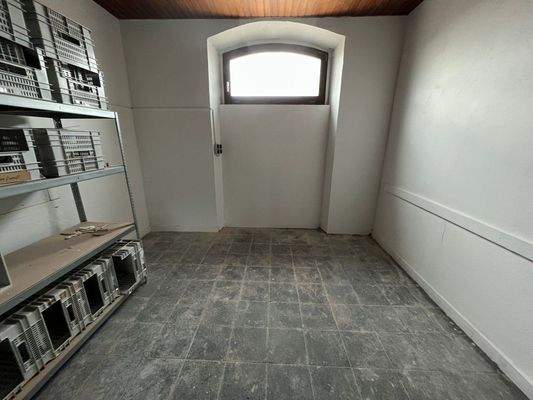 21f6efee-5a94-4a6a-8879-2724152a4a6e