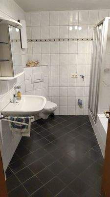 EG_vermietete Whng._Bad 