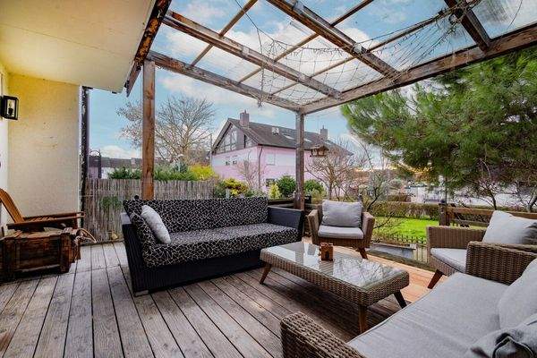 Terrassenfläche mit Süd-West-Ausrichtung