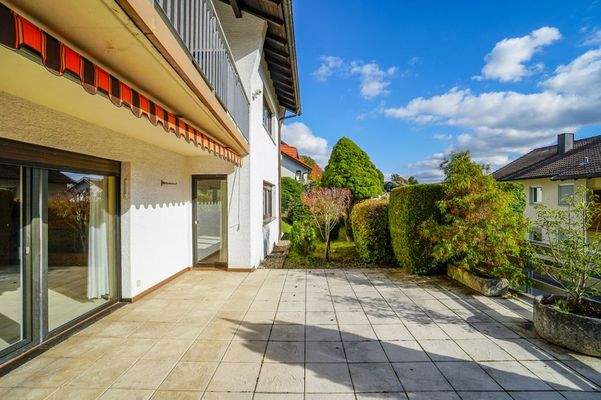 Terrassenübergang in den Garten