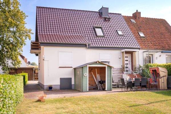 Rückansicht mit Hauseingang