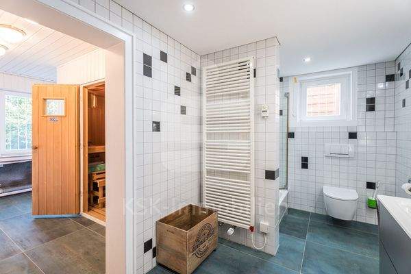 Badezimmer Untergeschoss