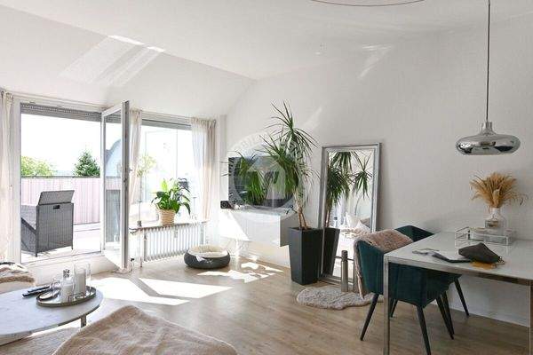 Wohnzimmer Whg. DG (Blick 2)