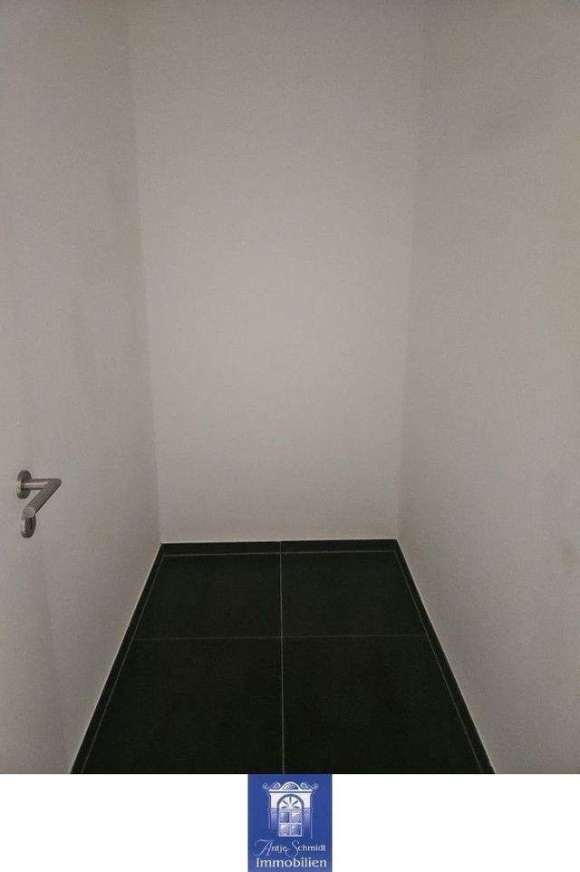 Extravagante Neubauwohnung mit Balkon und zwei Bädern! - Photo 5