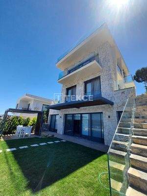 Panoramic Sea-View Villa with Infinity Pool in Bodrum