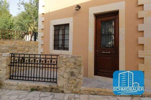 Kreta, Kamilari: Charmantes Haus mit 2 Wohnungen und kleinem Innenhof zu verkaufen