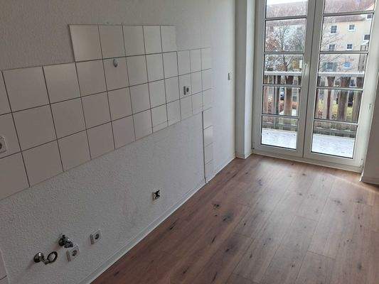 Helle Wohnung mit Balkon