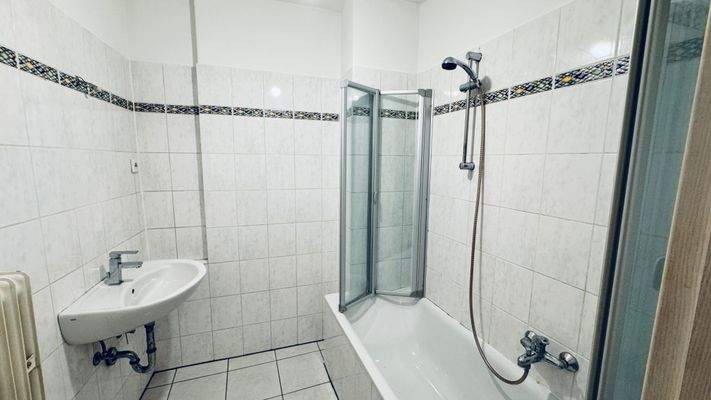 Badezimmer / Beispielbild