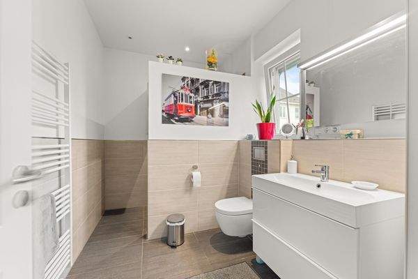 Badezimmer (Wohnung 1)