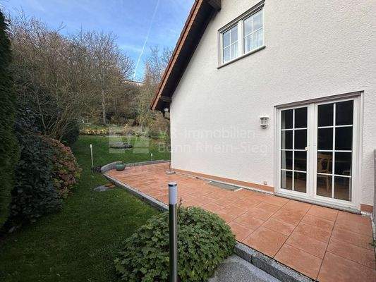 4894 seitliche Terrasse 