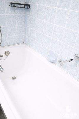 Badezimmer mit Wanne