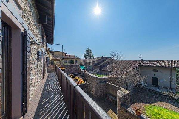 Balcone appartamento 3