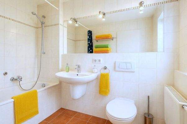 12953 LooseImmo Wannenbad 