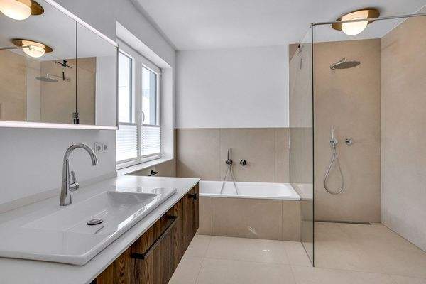 1. Obergeschoss Dusch Wannenbad