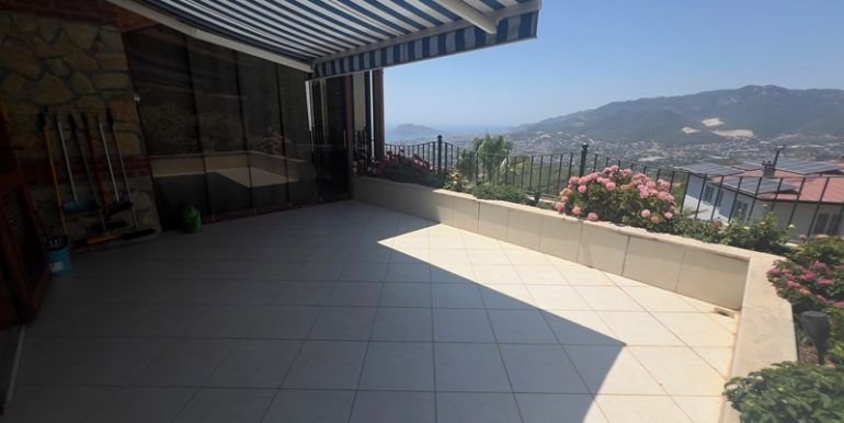 alanyaimmobilienturkei-grosse-privatvilla-in-alany