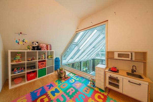 200-8560_Spielzimmer_gestaged