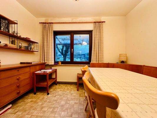 Erdgeschoss Küchenbereich mit Sitzecke