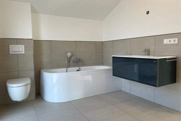 modernes Tageslichtbad