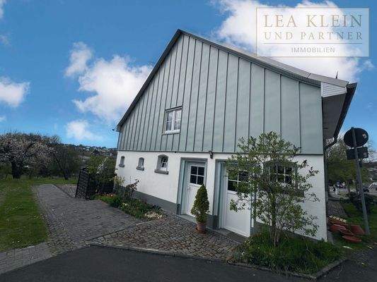 seitliche Hauseingänge