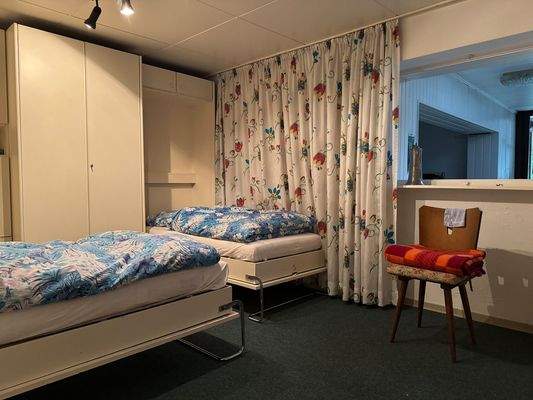 Haus-2-WE-Friedrichsthal-stb-Zimmer-2-UG