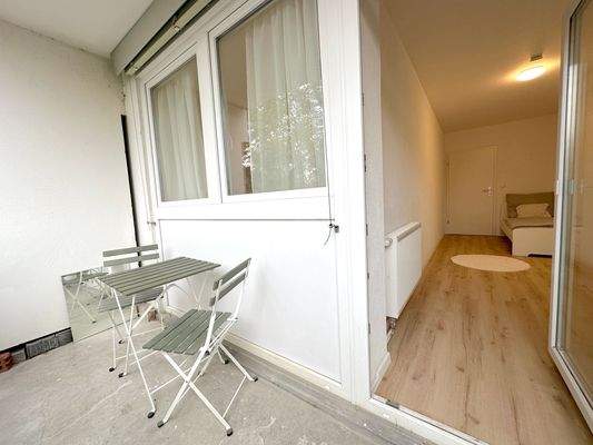 Balkon mit Zugang innen