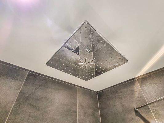 Detail Regenfalldusche