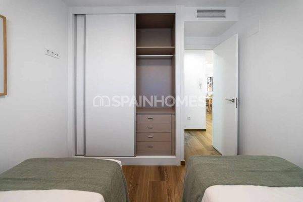 Contemporary Apartments in a Social Complex in Torrevieja
