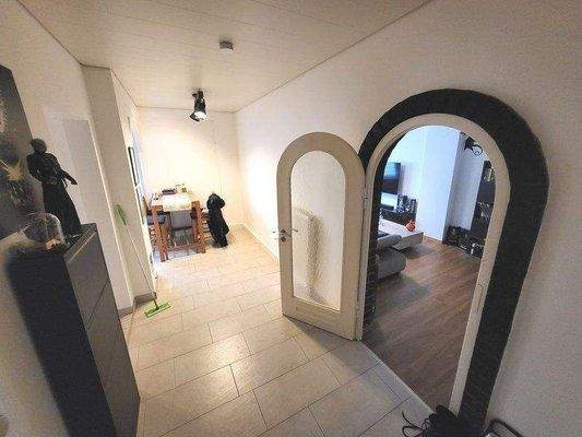 Blick in Diele, Küche