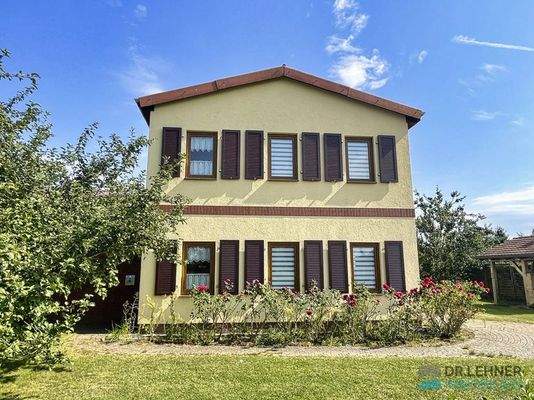 Haus mit 2 Appartements 