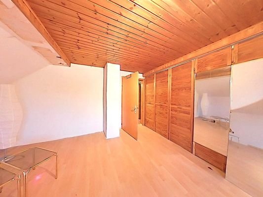 Schlafzimmer DG 