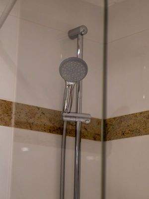 13. Badezimmerausstattung