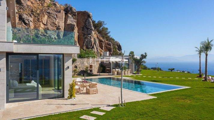 Sea View Houses with Private Beach in Bodrum Mugla