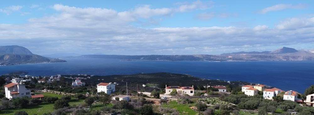Kreta, Kokkino Chorio: Landschaftlich reizvolles Grundstück mit Meerblick zu verkaufen