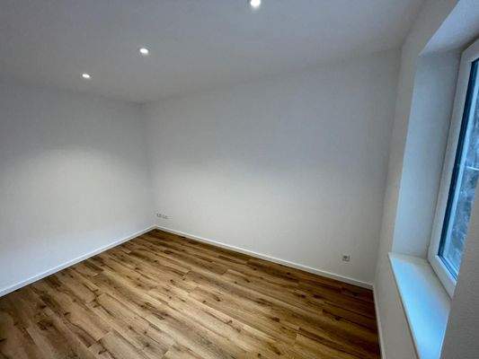 Geräumiges Kinderzimmer.jpeg