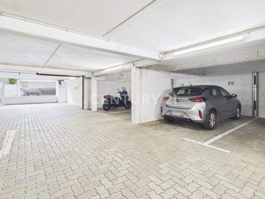 Tiefgaragenstellplatz inklusive