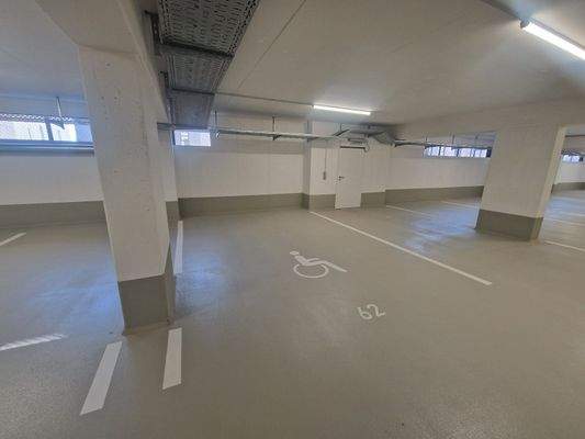 Schwerbehindertenstellplatz