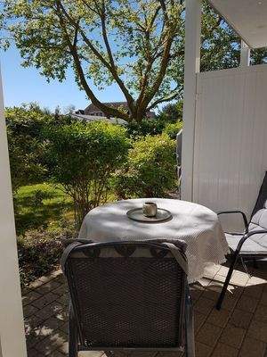 gemütliche Terrasse nach Südwesten