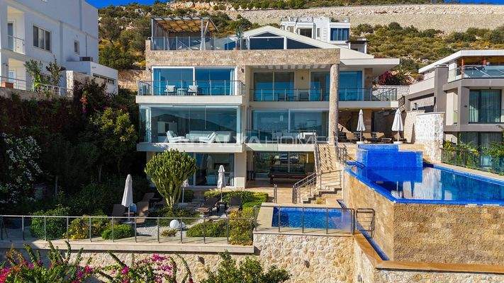 Sea View House with Private Pool in Kalkan Kas