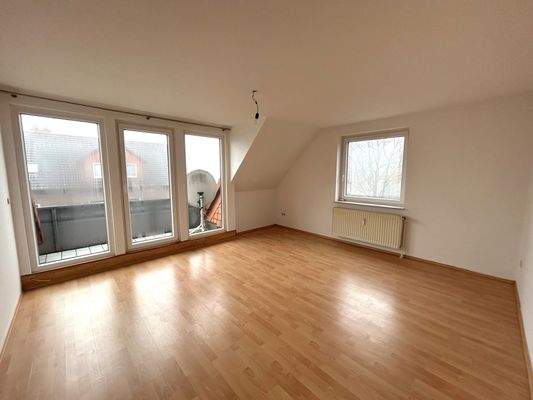 Wohnzimmer mit  Balkon