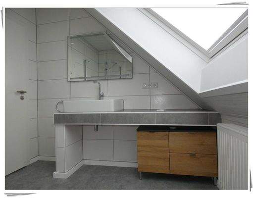 Waschtisch im Duschbad DG