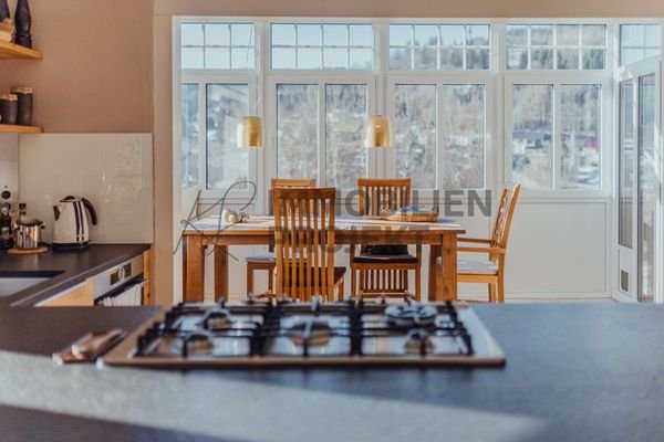 Blick ins Esszimmer